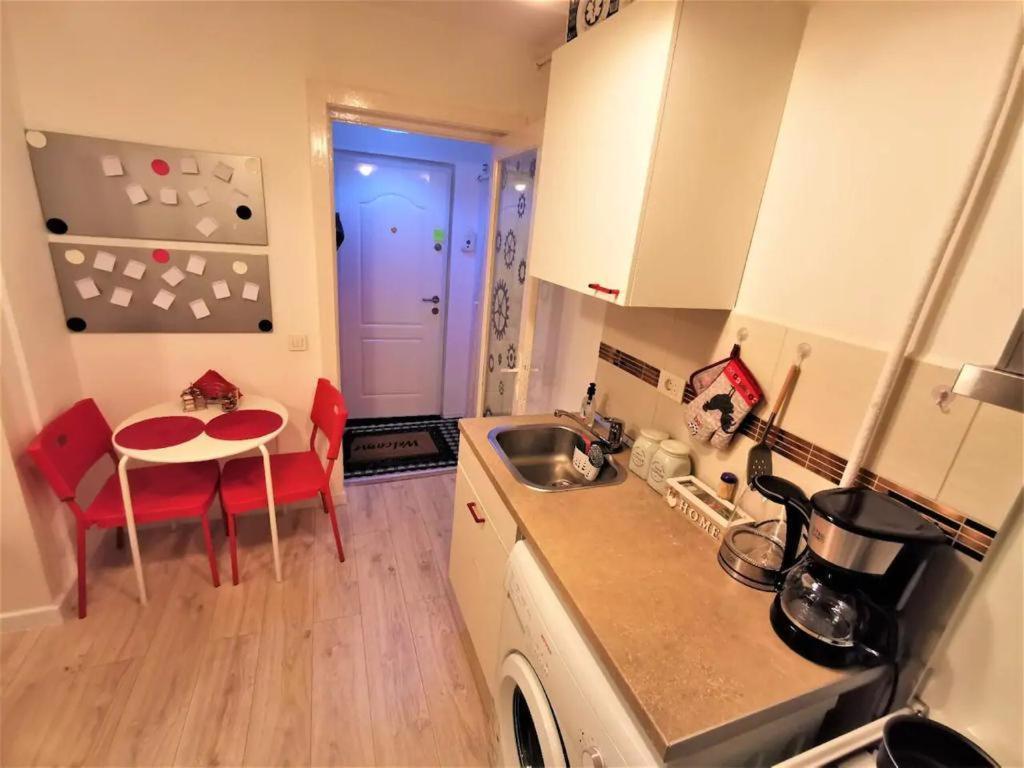 Ferienwohnung Luxury Piata Universitate Old Town Bukarest Exterior foto