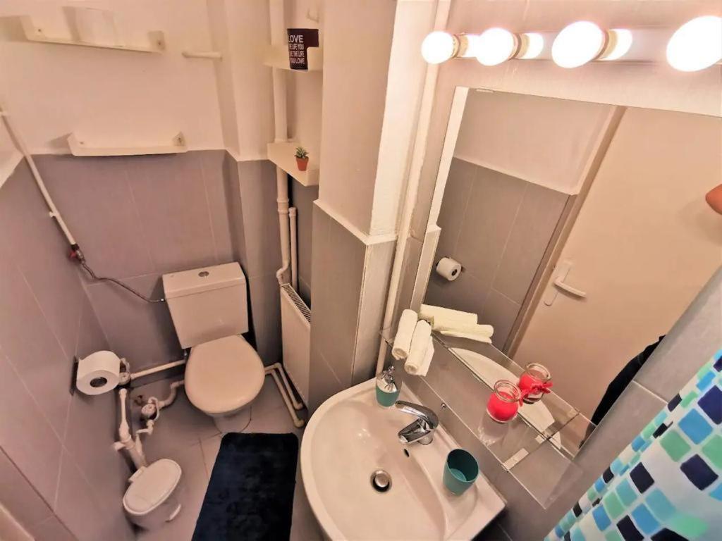 Ferienwohnung Luxury Piata Universitate Old Town Bukarest Exterior foto