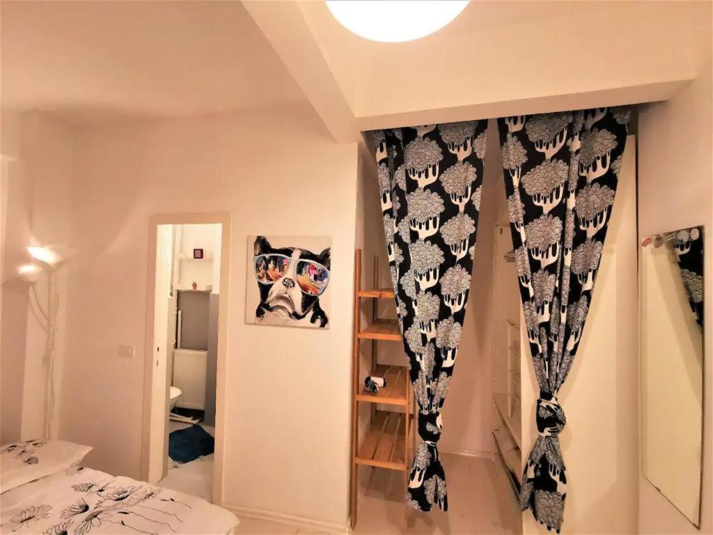 Ferienwohnung Luxury Piata Universitate Old Town Bukarest Exterior foto